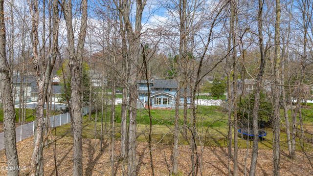 34 Guilder Place, Clifton Park, NY 12019