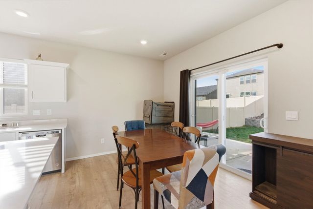 5606 W Youngstown Ln, Spokane, WA 99208