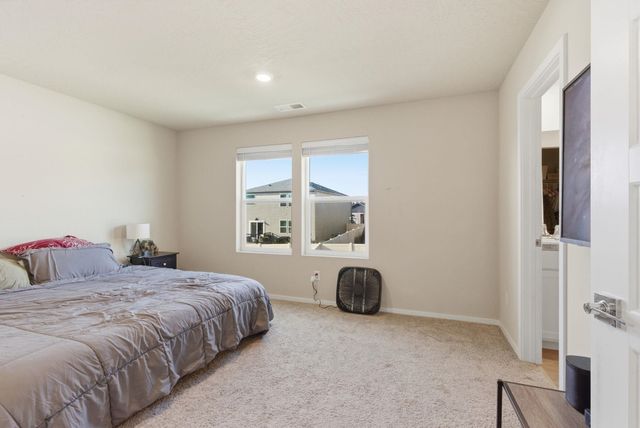 5606 W Youngstown Ln, Spokane, WA 99208