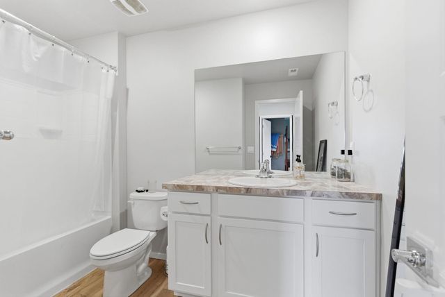 5606 W Youngstown Ln, Spokane, WA 99208