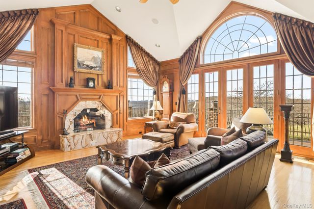 16 Reynwood Drive, Brewster, NY 10509