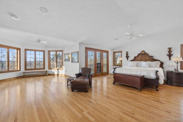 16 Reynwood Drive, Brewster, NY 10509