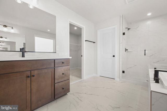 1 BLAKELY STREET, Fredericksburg, VA 22408