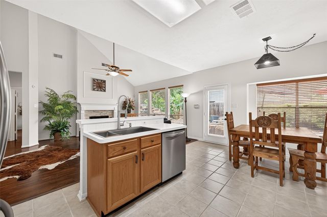 1510 Alma Court, Richmond, TX 77406