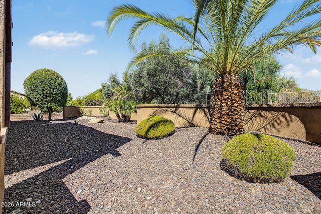 13036 W FETLOCK Trail, Peoria, AZ 85383