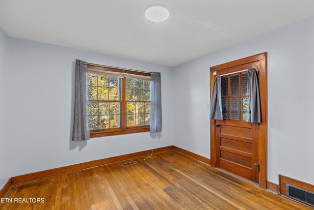 1575 Thompson Creek Rd, Morristown, TN 37813