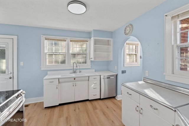 1575 Thompson Creek Rd, Morristown, TN 37813