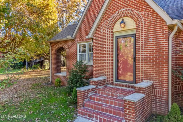 1575 Thompson Creek Rd, Morristown, TN 37813