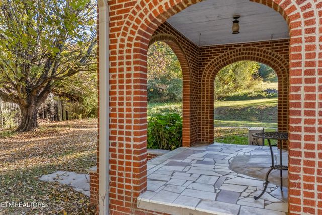 1575 Thompson Creek Rd, Morristown, TN 37813