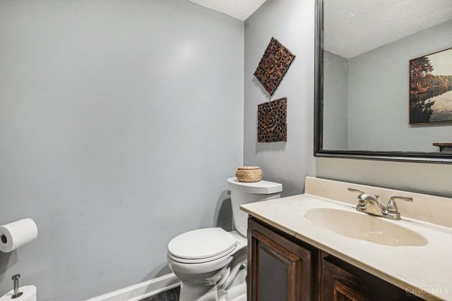 1326 Pennsbury Drive, Green Twp, OH 45238
