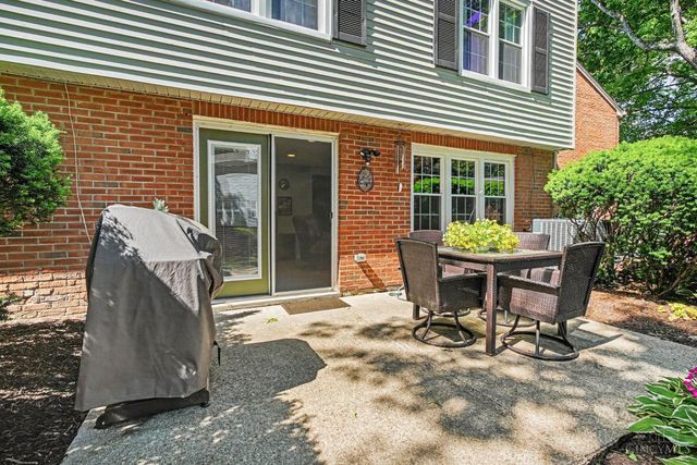 1326 Pennsbury Drive, Green Twp, OH 45238