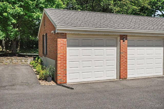 1326 Pennsbury Drive, Green Twp, OH 45238