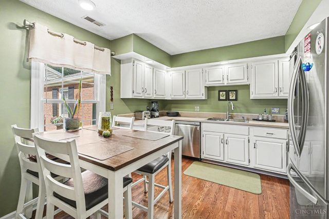 1326 Pennsbury Drive, Green Twp, OH 45238