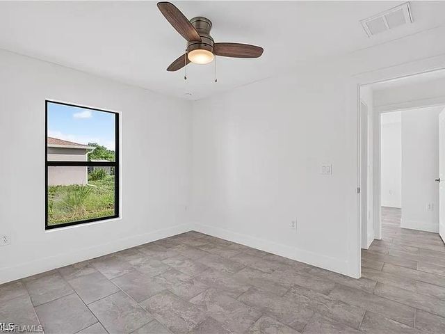 4688 Golfview BLVD, Lehigh Acres, FL 33973