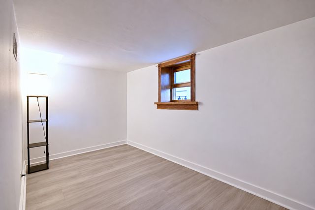 2932 N Lakewood Avenue B, Chicago, IL 60657