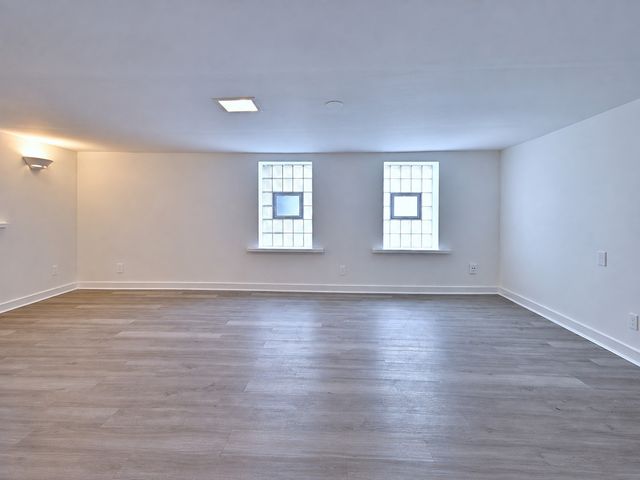 2932 N Lakewood Avenue B, Chicago, IL 60657