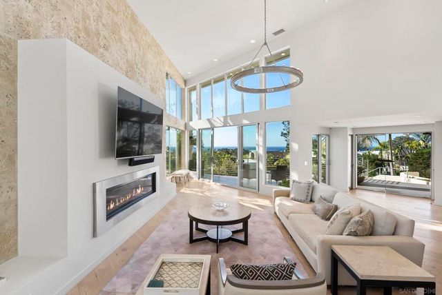 13721 Pine Needles, Del Mar, CA 92014