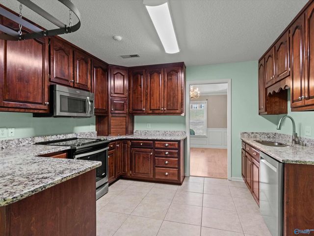 102 Faith Loop, Harvest, AL 35749