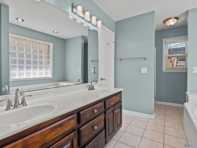 102 Faith Loop, Harvest, AL 35749