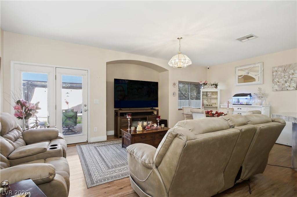 6665 Lookout Lodge Lane 3, North Las Vegas, NV 89084 — photo 4