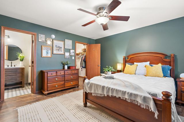 10396 Adler Cove, St. John, IN 46373