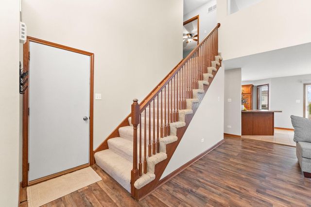 10396 Adler Cove, St. John, IN 46373