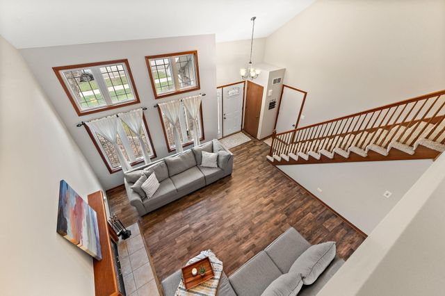 10396 Adler Cove, St. John, IN 46373