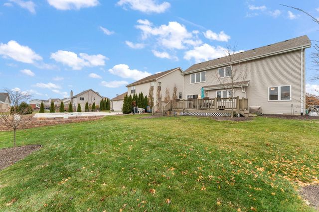 10396 Adler Cove, St. John, IN 46373