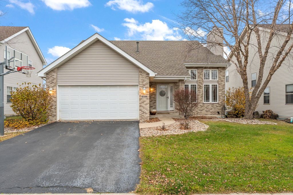 10396 Adler Cove, St. John, IN 46373