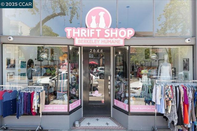 2601 College Ave 301, Berkeley, CA 94704