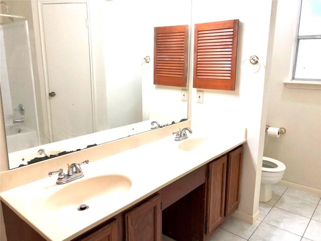 15650 Pebble Lake Drive, Houston, TX 77095