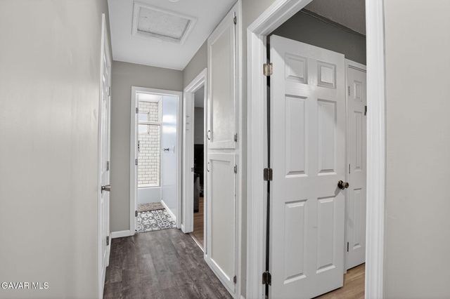 44423 Kingtree Avenue, Lancaster, CA 93534