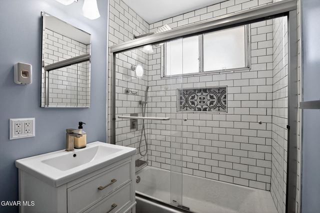 44423 Kingtree Avenue, Lancaster, CA 93534