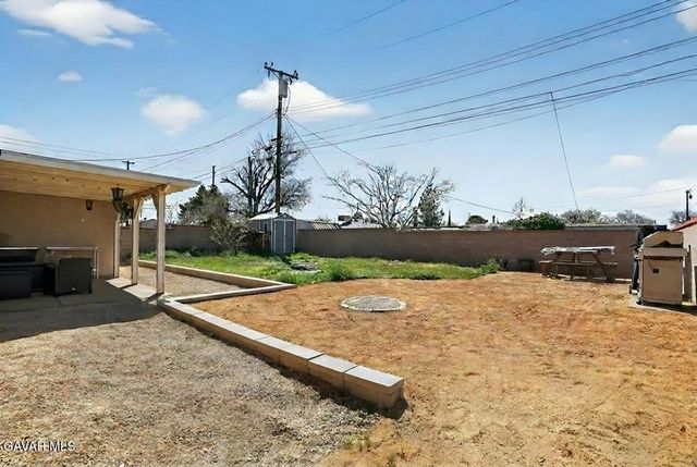 44423 Kingtree Avenue, Lancaster, CA 93534