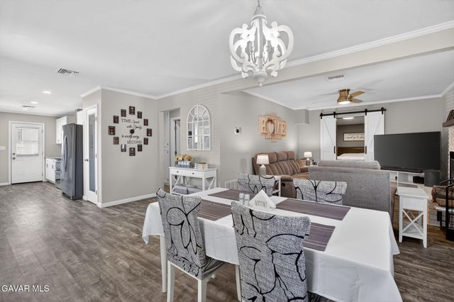 44423 Kingtree Avenue, Lancaster, CA 93534