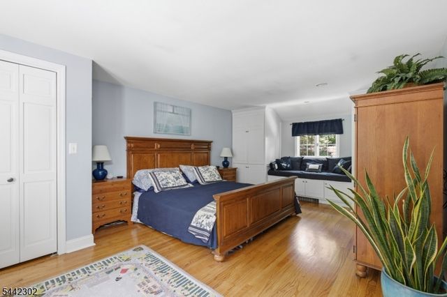 75 Green Hill Rd, Kinnelon Boro, NJ 07405
