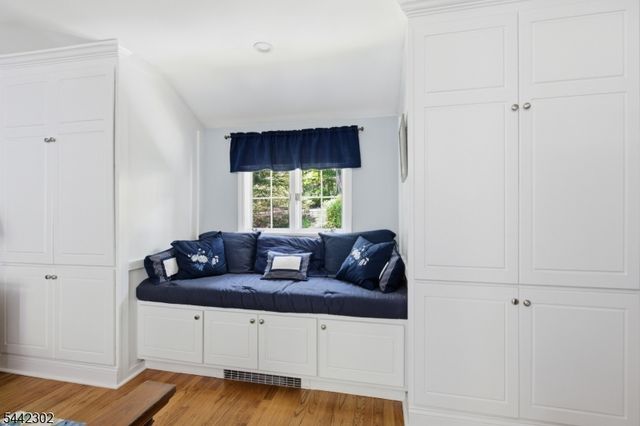 75 Green Hill Rd, Kinnelon Boro, NJ 07405