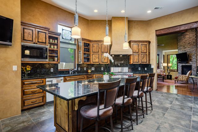 6319 Ghost Flower Trail NE, Albuquerque, NM 87111