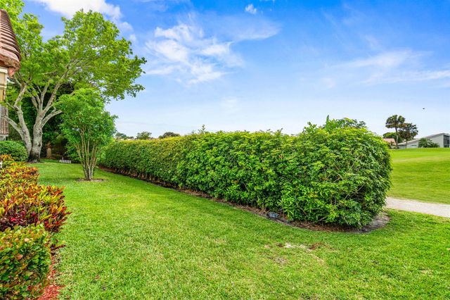 6952 Grenelefe Road, Boynton Beach, FL 33437