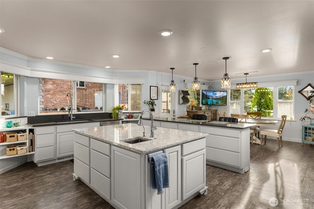 811 Fox Hollow Road, Sequim, WA 98382