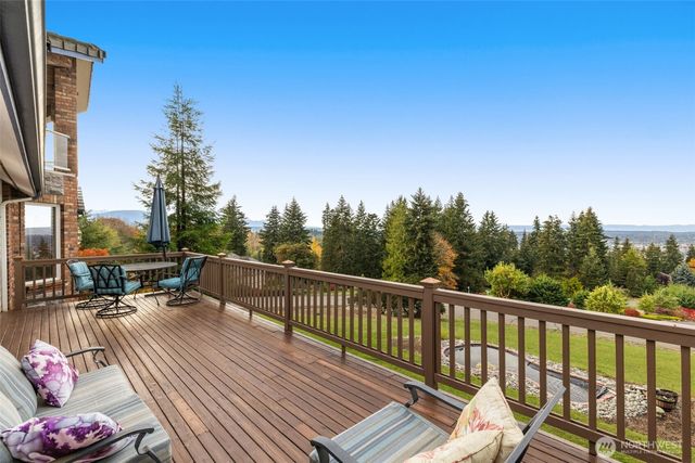 811 Fox Hollow Road, Sequim, WA 98382