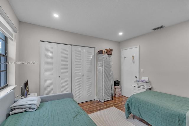 12026 NW 11th St 12026, Pembroke Pines, FL 33026