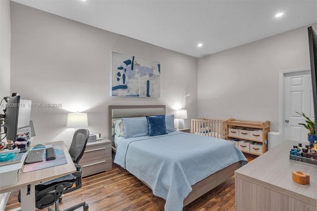 12026 NW 11th St 12026, Pembroke Pines, FL 33026