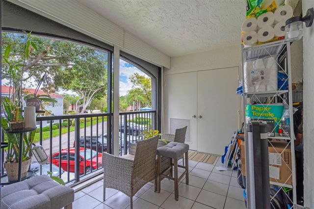 12026 NW 11th St 12026, Pembroke Pines, FL 33026