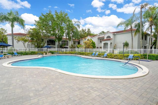 12026 NW 11th St 12026, Pembroke Pines, FL 33026