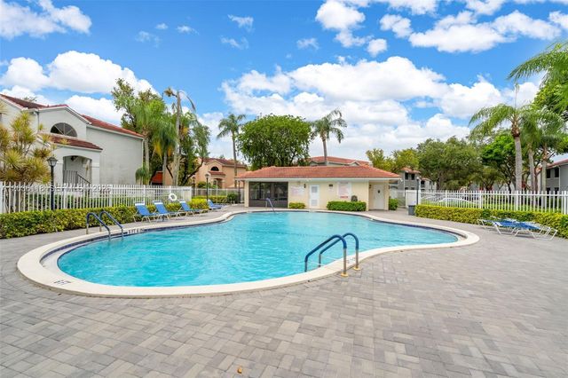 12026 NW 11th St 12026, Pembroke Pines, FL 33026