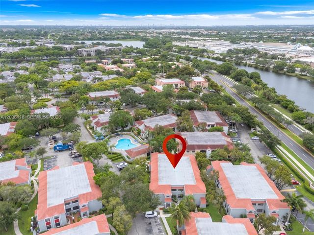 12026 NW 11th St 12026, Pembroke Pines, FL 33026