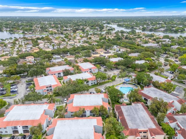12026 NW 11th St 12026, Pembroke Pines, FL 33026