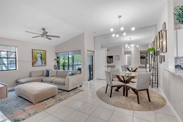 12026 NW 11th St 12026, Pembroke Pines, FL 33026