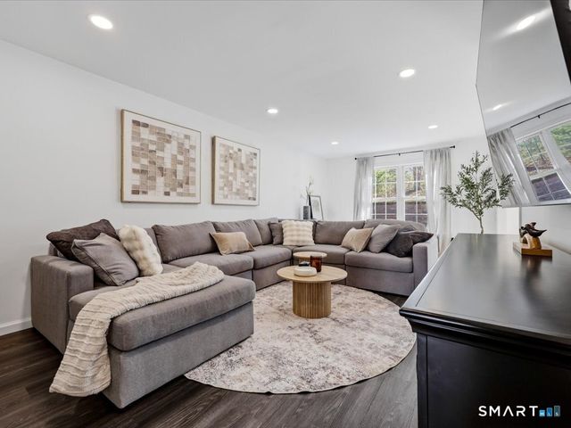 62 Copper Beech Lane 62, Portland, CT 06480